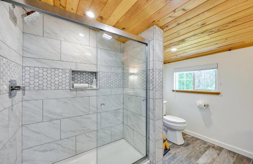 Walk to Beach Creek-Front Sekiu Home with Fire Pit! - Foto 13