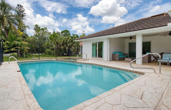 Casa Bonita by Avantstay Large Backyard, Patio, Pool + Hot Tub - Foto 39