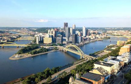 Pet Friendly 3 Bdrm House with Private Yard - Foto 29