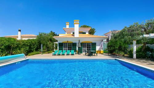 Vila Rolas - Beautiful 5 bed villa with pool and aircon 3 min to Luz beach - Foto 2, sunbed