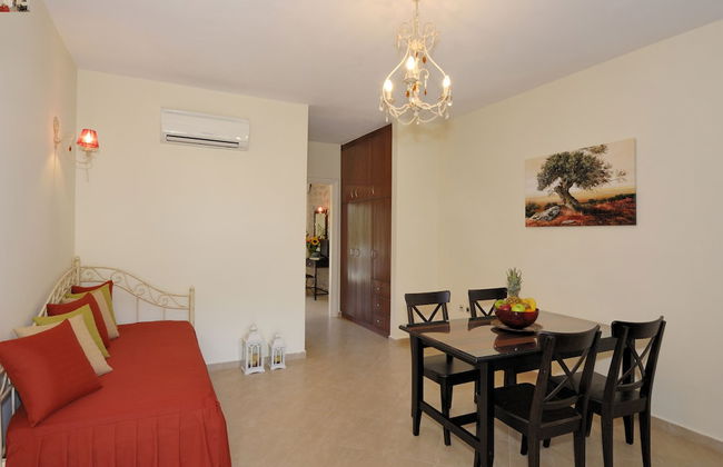 Byzantinon Hotel - Photo 15