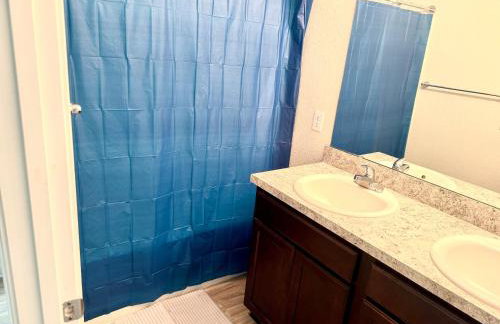 3 Bed Home 5 Mins to JAX Airport & Zoo - Foto 51