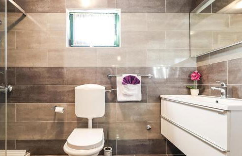 Awesome Home In Benkovac With Wifi - Foto 37