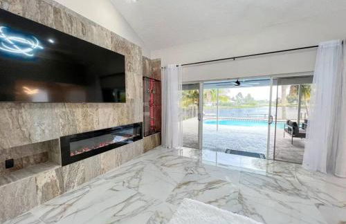 Modern Lakefront Home - Foto 22