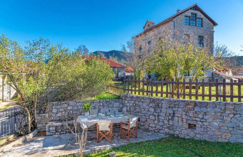 MYRTILO TRADITIONAL STONE HOUSE !!! - Foto 2