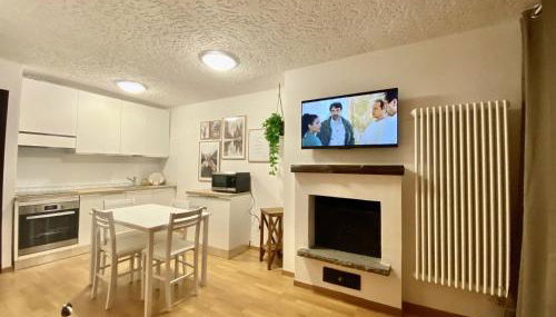 La Finestra sul Brenta con POSTO AUTO PRIVATO AL CENTRO di MAD di Campiglio CIPAT O22233-AT-O13262 - Foto 4