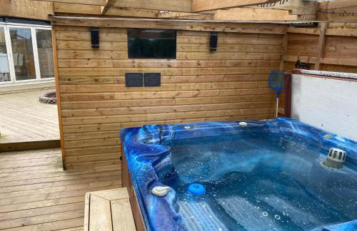 Winnie Cottage - Hot Tub, Games Room, Sauna, Large Garden - Foto 31