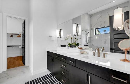 The Escape at 212 with Concierge Services - Foto 32