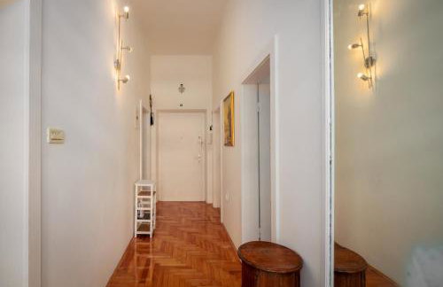 Top Location Downtown & Beach Bacvice Apartment - Foto 26