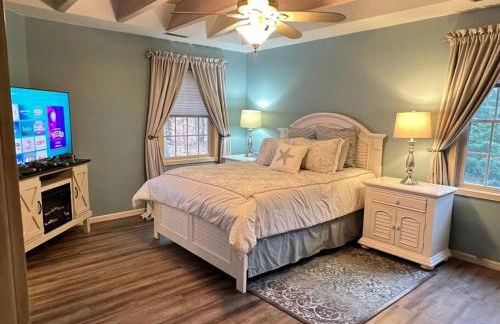 LakePath Beach House - XL hot tub, walk to beach - Foto 31