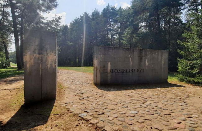 Excursión al campo de concentración de Treblinka - Foto 2