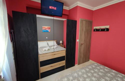 Silver Pearl Apartment - Photo 10