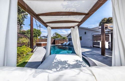 Luxury 3BR with Cabana Oasis Pool & Style - Foto 66