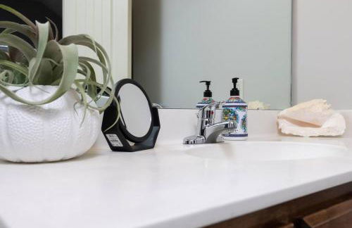 Home Away from Home 3 Close to KCI Airport, Weston - Foto 21