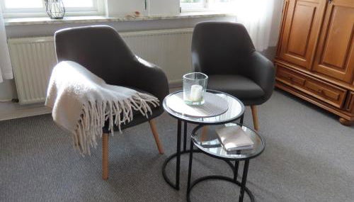 Große Warf mit Rasenfläche - Foto 4