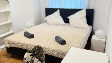 City apartment with private parking - Foto 2