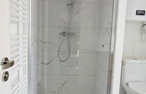 La porte Bleue - appartement juste rénové - très propre - grand confort - lumineux - calme - centre historique - Foto 17