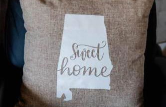 Rustic Chic Alabama Cabin w Loft Fire Pit Pet Friendly Fenced Yard Lake Guntersville - Lucky Lodge - Foto 15