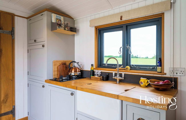 One Of A Kind Shepherds Hut With Incredible Views - Foto 12