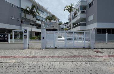 APTO pé na areia, NOVO e aconchegante! Condomínio completo no melhor dos Ingleses! - Foto 12