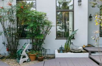 Stunning 2-Bedroom Home near Downtown Culver - Photo 26