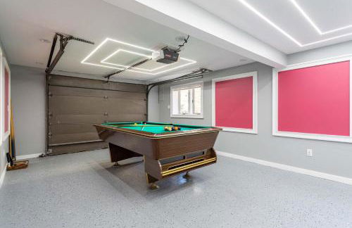 The Woodland Escape Pool Table Fire Pit 4 BD - Foto 28