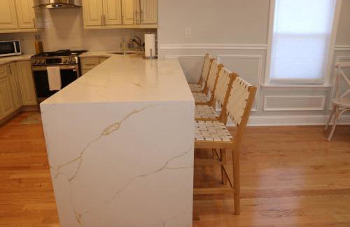 Spacious & Elegant 2 bedroom apartment in the heart of Uniondale - Foto 16