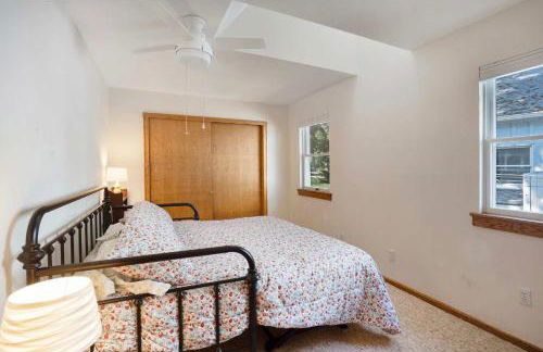 Lagoon Lodge: North Fork,Charming 3Br, Waterfront - Foto 12