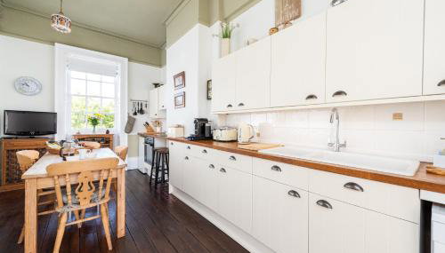 Stunning & spacious Georgian town house in St Neots town centre with parking - Foto 4