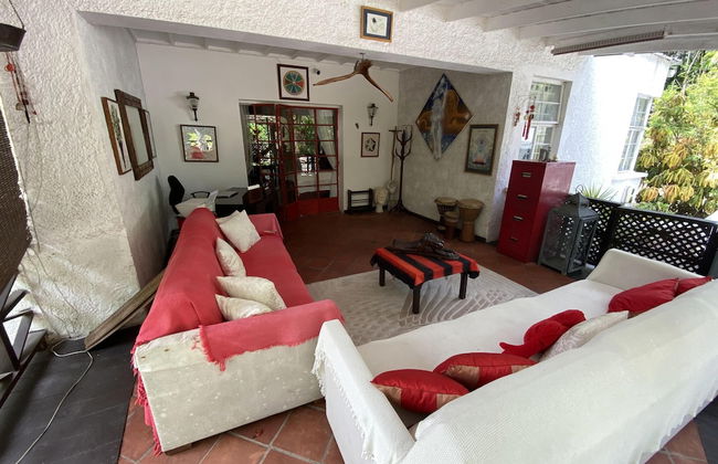 Barbados Chi Guest House - Photo 76