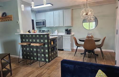 Evergreen Retreat- next to Timberline Lodge - Photo 2