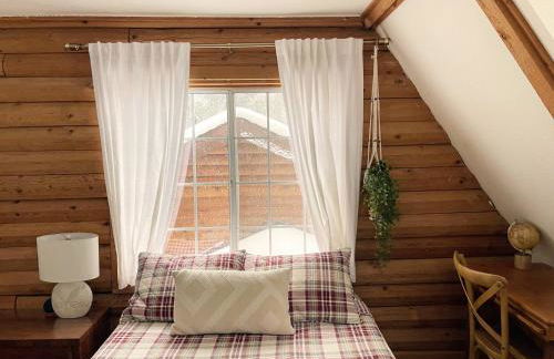 Log Cabin w/ pool, spa, game room, sleeps 20 - Foto 53