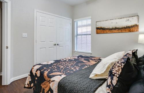 1 Mi to Historic Dtwn Weatherford Home with Yard - Foto 15