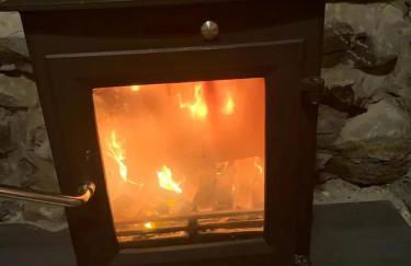 2 Bed Miner's Cottage With Log Burner, Pool Table & Mountain Views - Photo 3