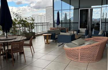 Studio moderno com vista incrível e garagem - Foto 32