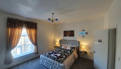 king Bed Premium luxury suite + Free Parking + Free Fast WiFi - Foto 2