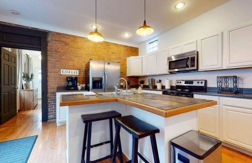 Private Home-Backyard-Parking Near Nulu Downtown - Foto 8