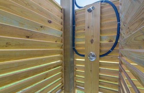 Pool Access, Deck and Patio Bolivar Peninsula Gem - Foto 22