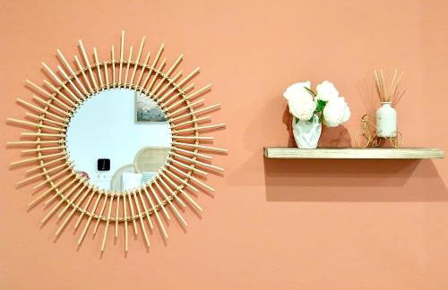 Designer and Quiet Studio 5 min to Maria Zambrano Station and 15 min walk to Beach - Foto 12