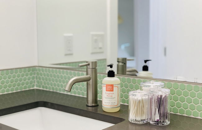 Primo Old Town Location with Heated Pool - Foto 17