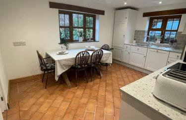 Luxury Village Cottage on doorstep of Alton Towers - Foto 42