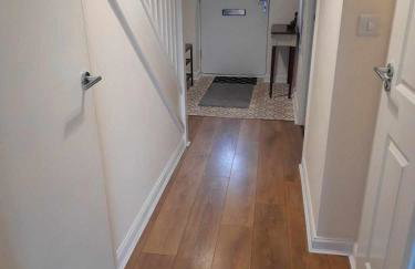 Silverstone White House - Photo 7