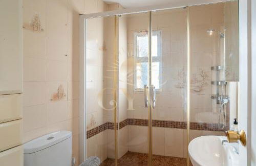 CYV Simple living near beach w pool in Fuengirola - Photo 7