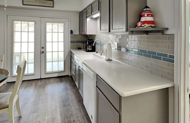 The Charming Cozy Cottage by Miss Kitty’s - Foto 16