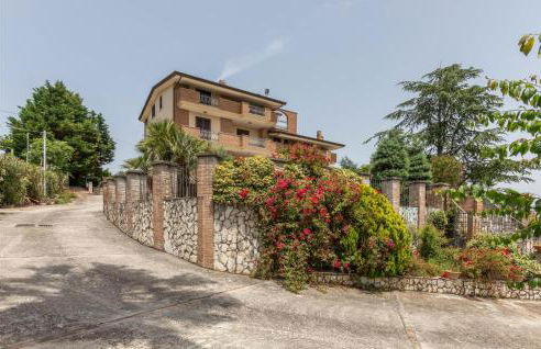 7 Bedroom Stunning Home In Caiazzo - Foto 46