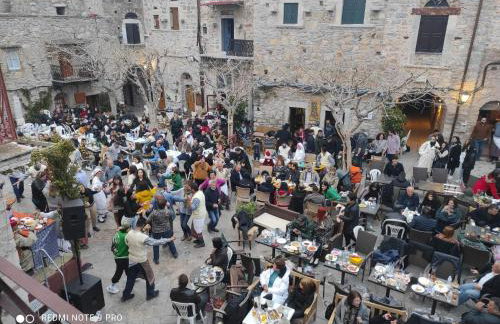 ΜΕΣΤΑ - ΠΛΑΤΕΙΑ - Foto 39