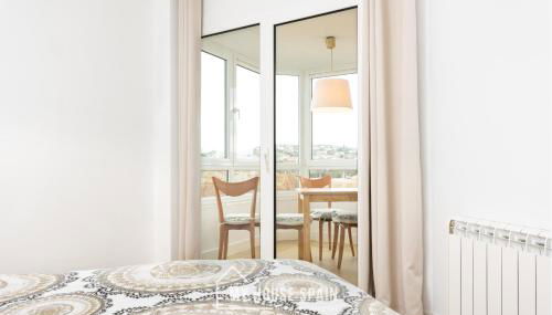 MyHouseSpain - Primera línea de playa con parking - Foto 3