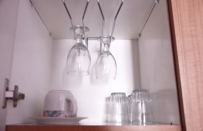 Comfortable 2BR Mutiara Bekasi Apartment - Foto 19