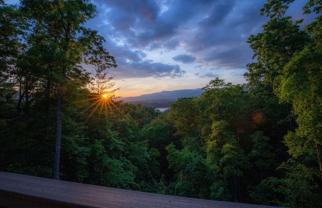 Luxury 3 2 5 Cabin Lake Views Theatre Gameroom - Foto 59