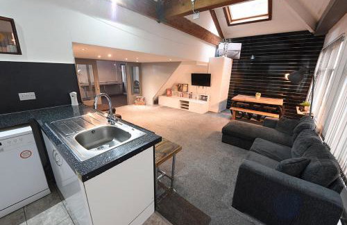 Penthouse Warehouse Slps 18 (61) - Photo 18